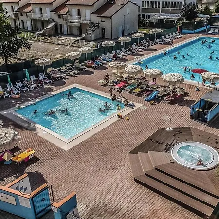 Costa Paradiso, Apartamento Lido Adriano