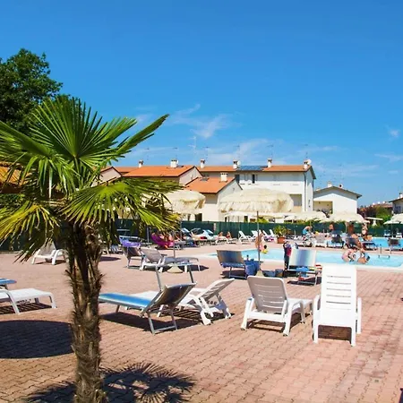 Costa Paradiso, * ليدو أدريانو